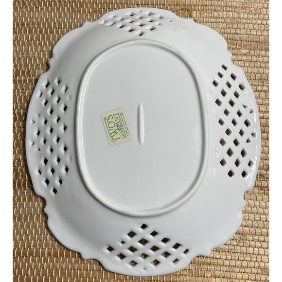 Vintage Two’s Company White Lacy Serving Plate Platter 12 “ - Picture 3 of 4